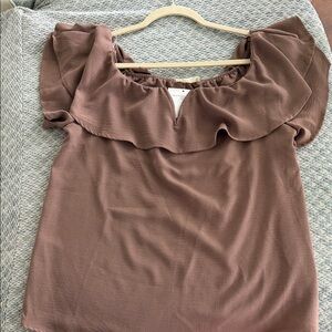 Chic Ruffle Blouse in Rich Brown